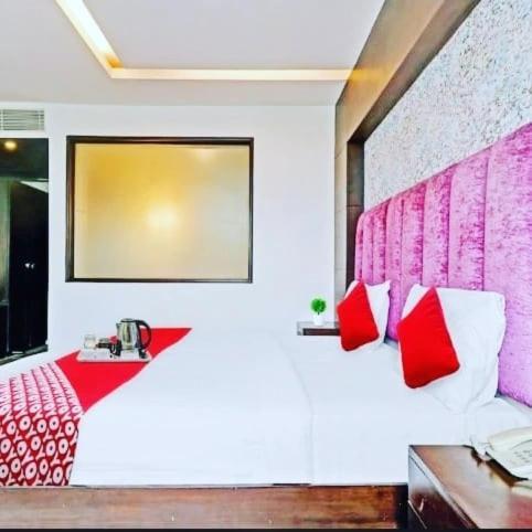 Hotel The Platform Near Us Embassy Chanakyapuri Delhi New Delhi Rom bilde